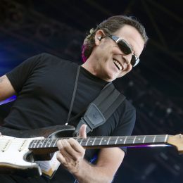 Tommy Castro 2013